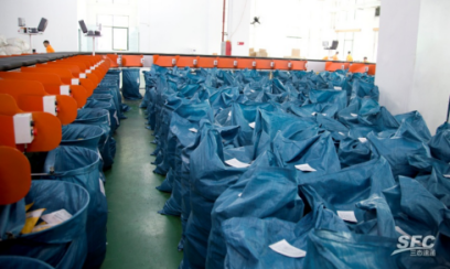 没有去不了的远方，只有令人回忆的过往